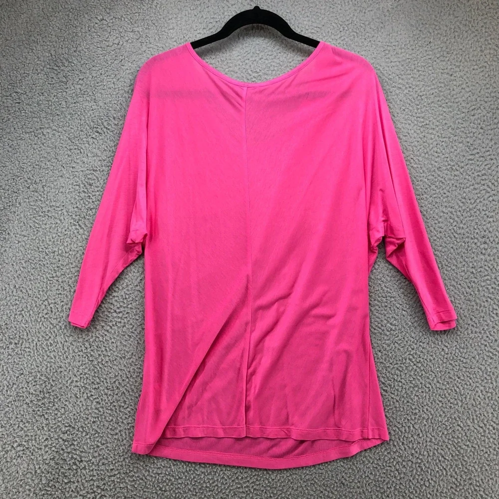 Vince V-Neck Tops Blouse Bundle Lot Womens Medium Black Coral Pink Rayon 3 Pack - Picture 2 of 10
